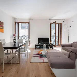 Appartamento San Marco Prestige With Terrace By Wonderful Italy